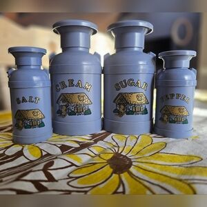 Plastic Vintage Blue Canister Set with Cottage Design